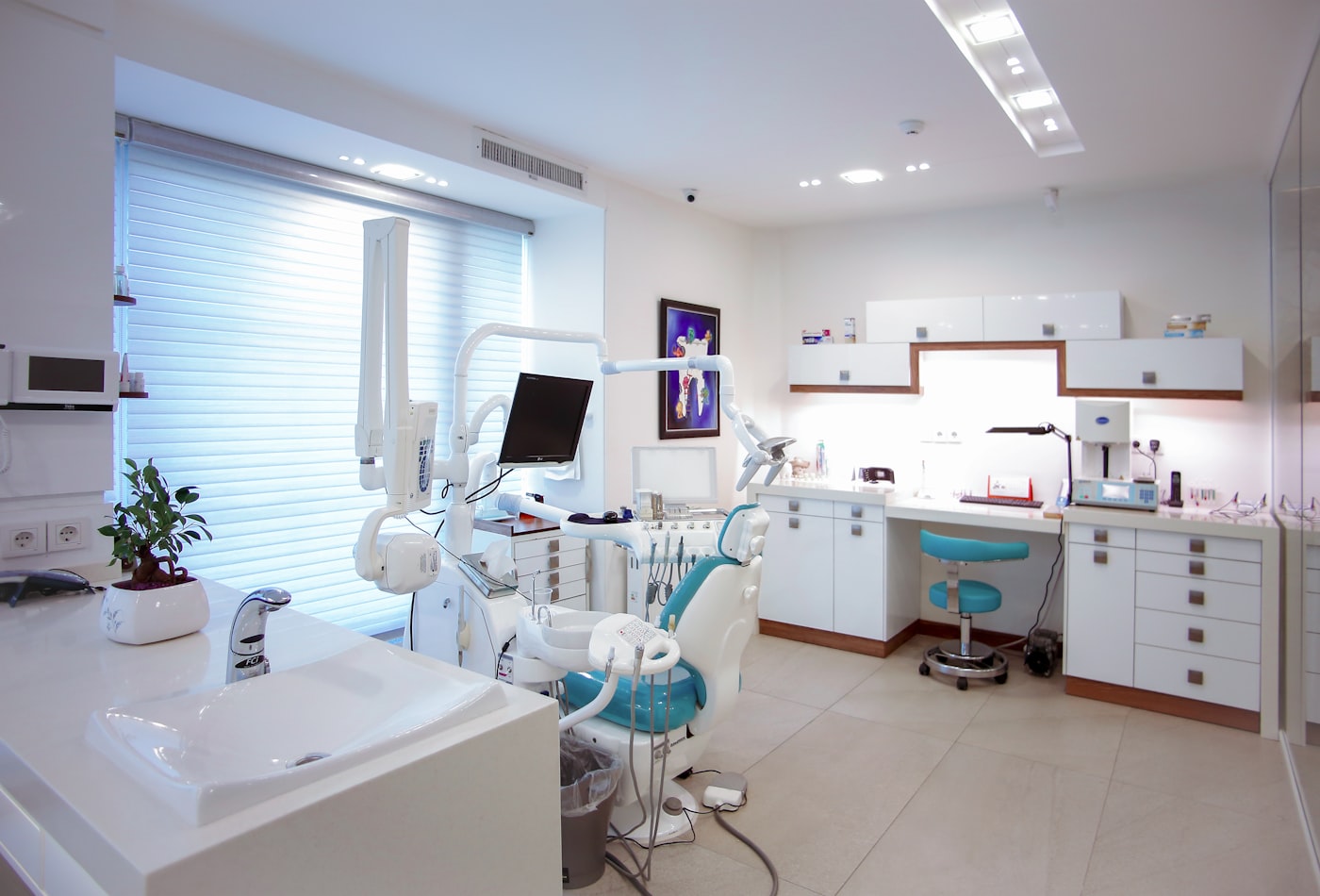 A bright, clean Hazelbrook Dental treatment room with a window and a single chair